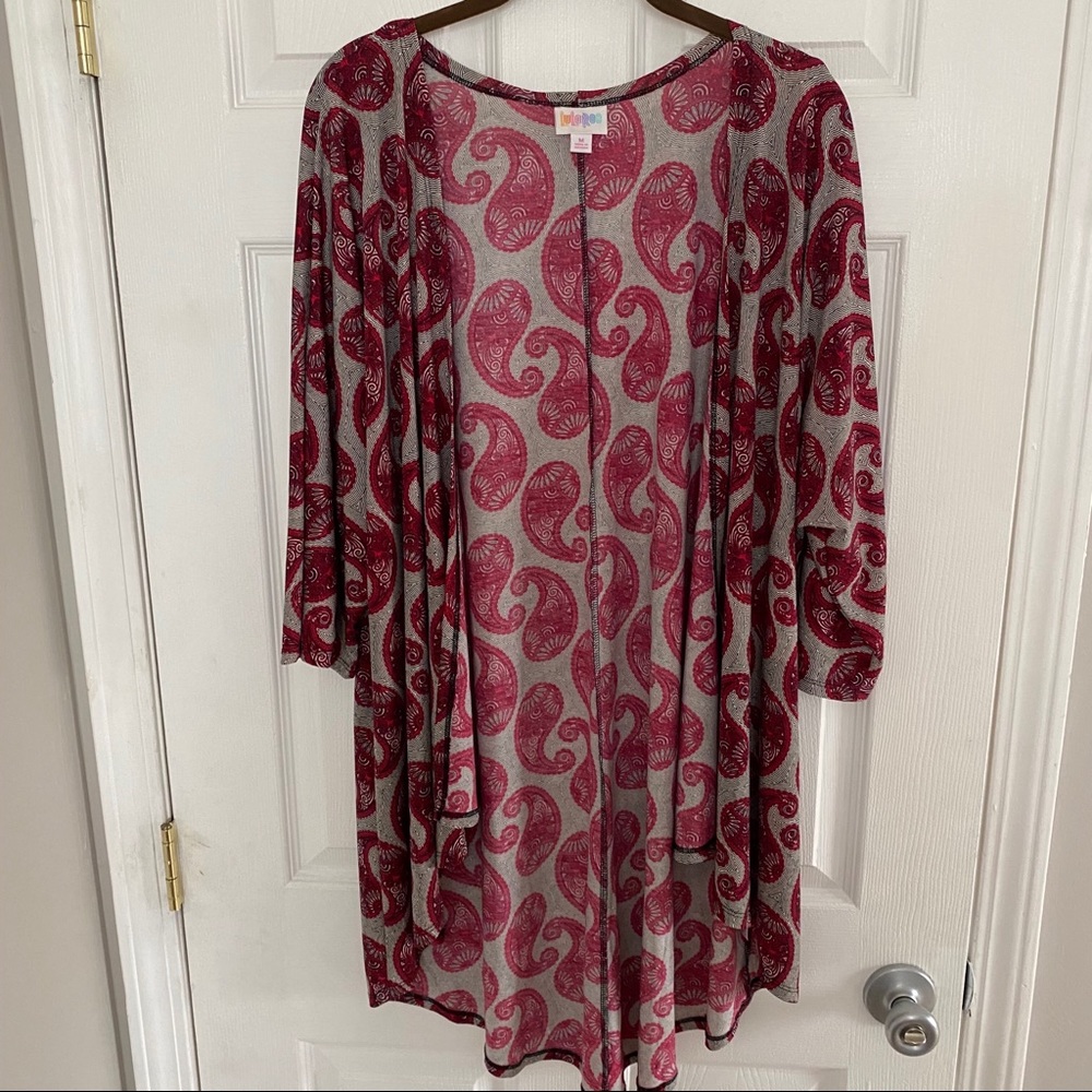 LuLaRoe paisley Lindsay